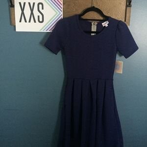 NWT XXS LuLaRoe Amelia dress